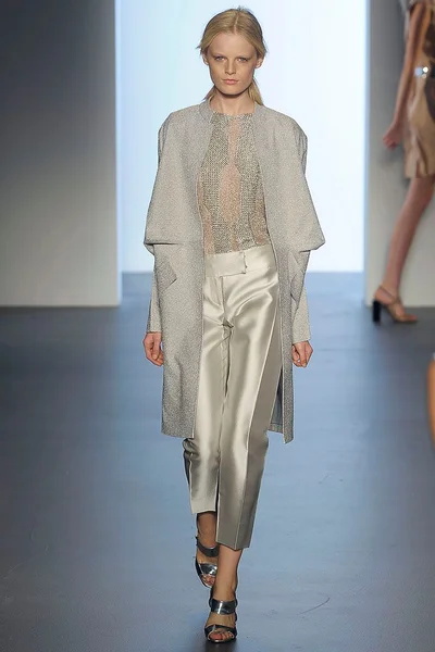 Look 26